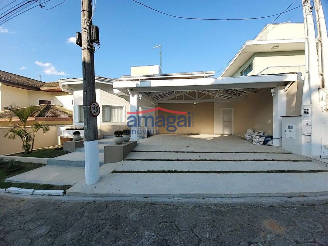 Casa em Condomínio 136261