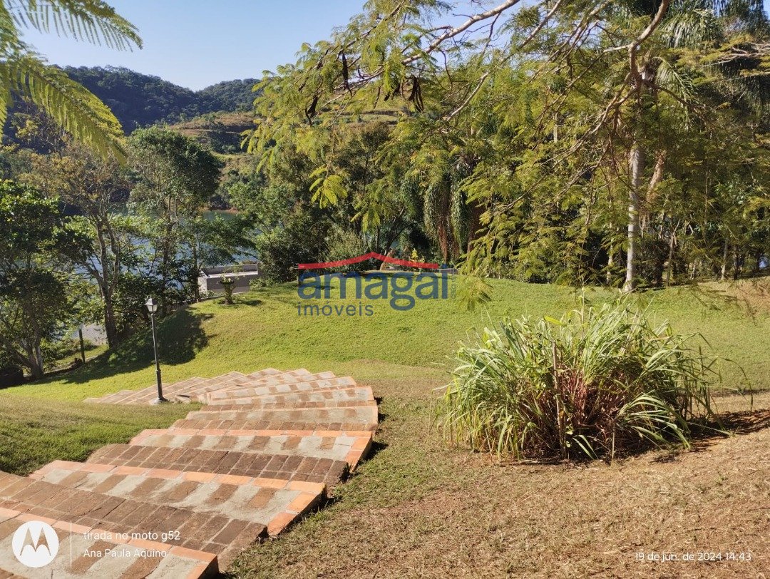 Casa em Condomínio 136542