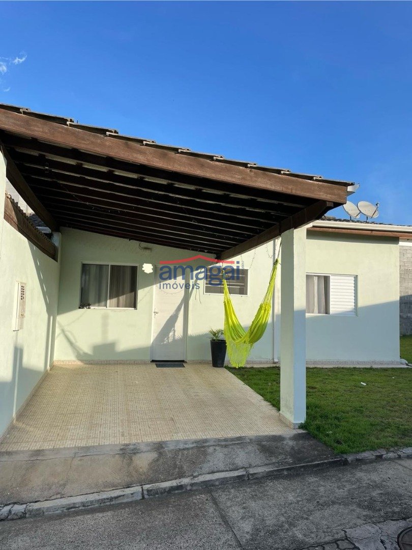 Casa em Condomínio 137209